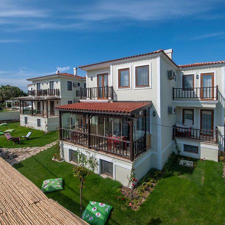 K Bozcaada Paralia Luaran gambar